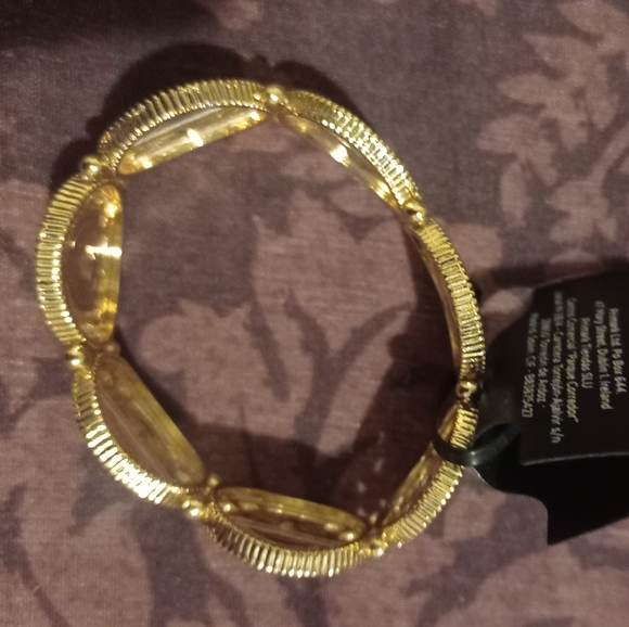 * 2 for 10$ Very Nice new bracelet - Picture 2 of 4